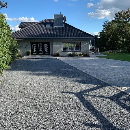 Haus Am See 1 Mit Studio Stocksee